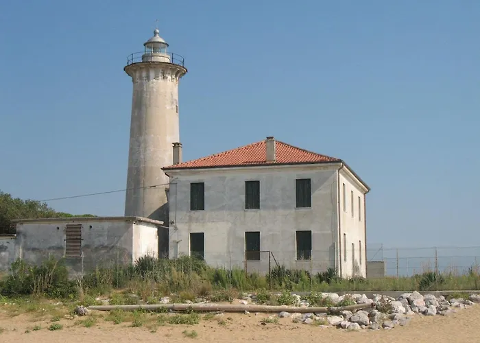 Two Storey Terraced House In A With A Pool