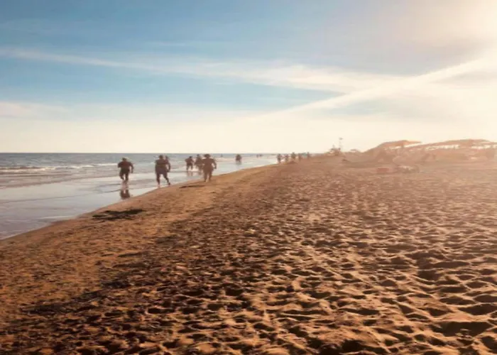 Two Storey Terraced House In A With A Pool Apartman *